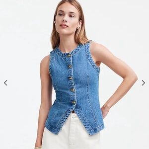 Madewell Java Crewneck Denim Vest